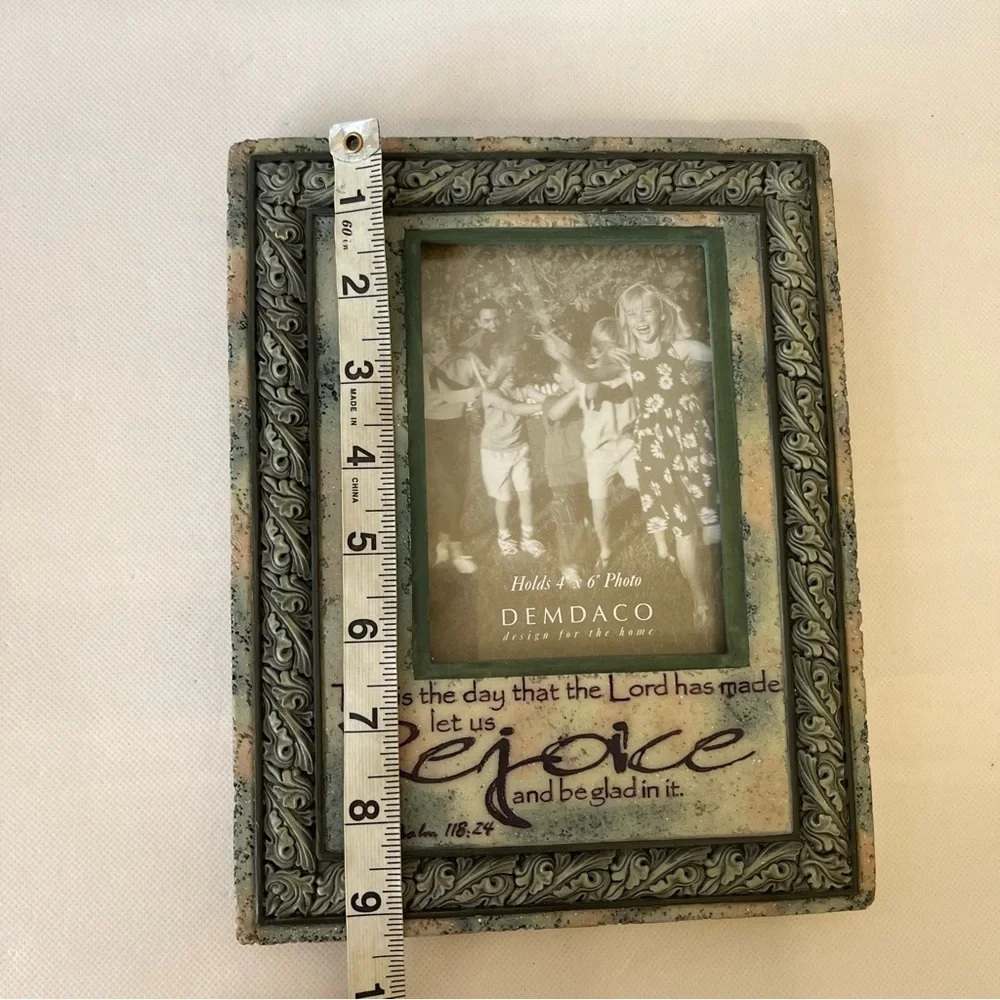 Vintage picture frame
